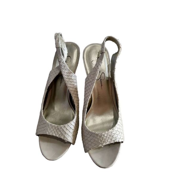 Jessica Simpson White snake skin size 8 sandal - Picture 2 of 7